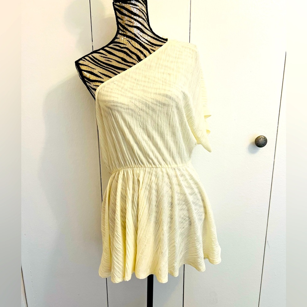 Elegant Cream One-Shoulder Top